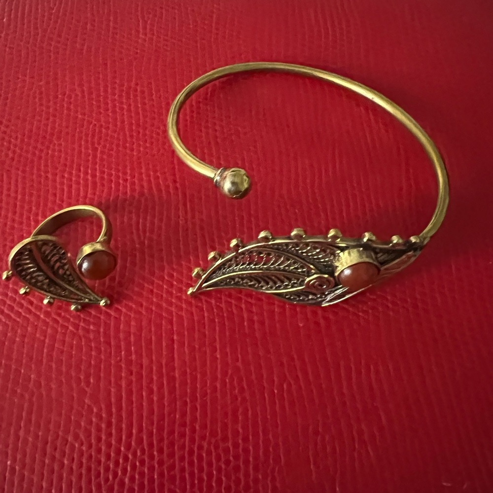 Gold-Tone Leaf Cuff Bracelet and Ring Set with Red Stone